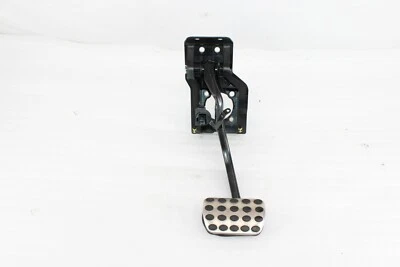 ❤️ 2003-2006 MERCEDES BENZ R230 SL500 SL600 BRAKE PEDAL ASSEMBLY - Image 1 of 4