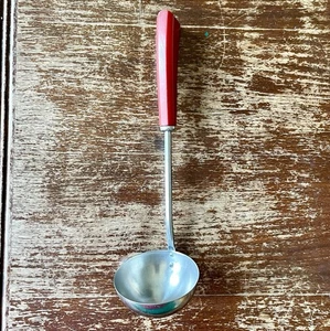 Vintage GROSSE SCHÖPFKELLE Küchenutensilien ROT Bakelit Griff EDELSTAHL - Bild 1 von 4