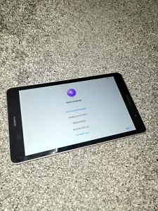 Huawei Mediapad T3 8" KOB-L09 WIFI + 4G Silver - Nice Condition Some light mark - Picture 1 of 9