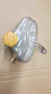 VAUXHALL CORSA VXR BOTELLA REFRIGERANTE CABEZAL TANQUE MODELO D 2007 - Imagen 1 de 2