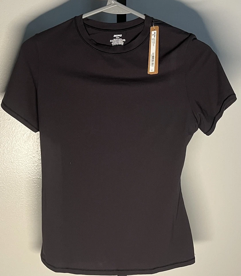 SKIMS Fits Everybody Short Sleeve T-Shirt Onyx size M AP-TSH-0649 BLACK