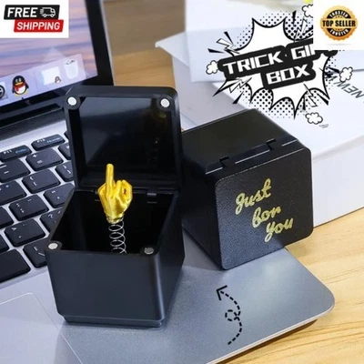 Funny Christmas Prank Gift Box – Middle Finger Surprise Toy Office Desk Home Dec
