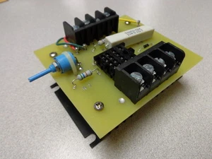 (1) RELÉ DISIPADOR TÉRMICO PC TARJETA DE PLACA DRESSER-RAND H35117 H-35117 con TRANSISTOR NTE219 - Imagen 1 de 5