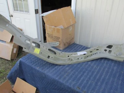 Подлинный заводской 2011-2020 Toyota Sienna деталь # 61033-08902 подъемная стойка двери ~ новый - Изображение 1 из 3