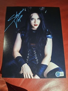Stephanie Vaquer nome completo firmato 8x10 foto autografata certificata Beckett WWE - Foto 1 di 3