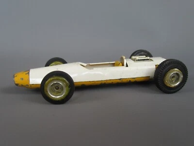 B766 Vintage 1968 Tri-Ang UK Mini Hi-Way F1 Usaki Bianco Telaio Giallo Meccano - Immagine 1 di 4