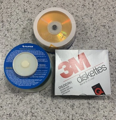 LOT CD-R DISKS.   90 TOTAL DISCS FOR 1 PRICE!  MEMOREX, FUJI, 3M. - Image 1 of 4