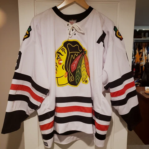 Chicago Blackhawks Bobby Hull Custom NHL Stats Tribute Display Jersey  sz 56 Cover