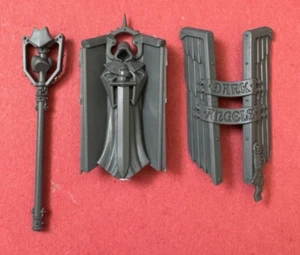 NEW DARK ANGELS INNER CIRCLE COMPANIONS - DECORATIVE STANDARD & POLE 40k - Picture 1 of 1