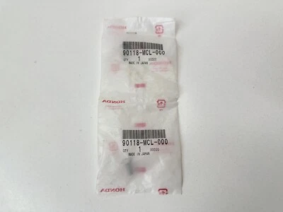 NUEVO FABRICANTE ORIGINAL HONDA 750 SHADOW VT1300 TANQUE DE GASOLINA VELOCÍMETRO CUBIERTA PERNOS (CANTIDAD 2) Foto 1 de 2