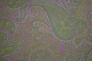 20+ Yards Avail/ VINTAGE BRIGHT PAISLEY/ PINK, GREEN, YELLOW & WHITE/ MED WEIGHT - Picture 1 of 9