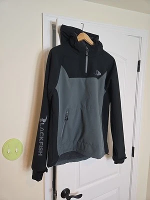 Men's sz M Blackfish Gale 2.0 Soft-Shell Pullover Jacket Fleece Lined Black Gray - Image 1 of 4