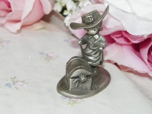 Joan Walsh Anglund Hallmark Pewter Figurine 1980 Vintage 1-3/4" T x 1-1/2" W - Picture 1 of 8