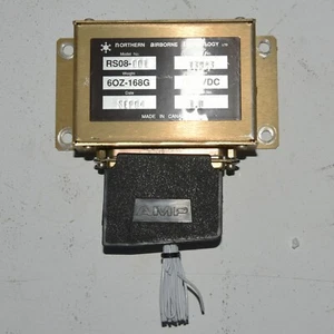 Unidad de conmutación de transferencia remota Northern Airborne Technology con Conn PN RS08-001 - Imagen 1 de 3