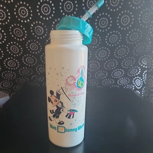 Botella rara de deportes acuáticos Walt Disney World 20 años mágicos 1991 de Mickey Mouse - Imagen 1 de 7
