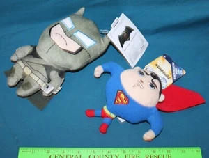 Figuras de peluche blindadas Batman Superman Phunny - película de cómics DC Universe - Imagen 1 de 2