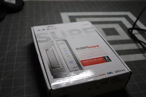 ARRIS Surfboard SB6190 32x8 DOCSIS 3.0 Cable Modem with 1.4 Gbps Download - Picture 1 of 3