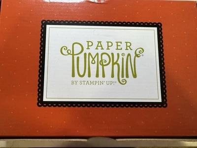 Kit para hacer tarjetas de calabaza de papel Stampin’ Up septiembre 2020 Hello Pumpkin Foto 1 de 4