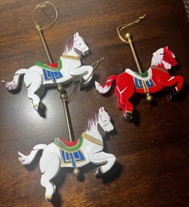 Vintage Wooden Carousel Horse Christmas Ornaments Painted CUTE!!! Set of 3 - Picture 1 of 9
