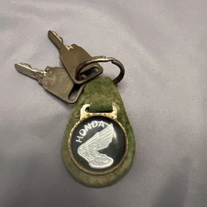 OEM VINTAGE HONDA PRECUT MOTORCYCLE Ignition Keys And Key ring - Bild 1 von 8