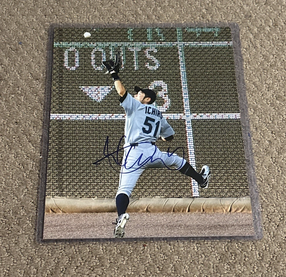 Foto 8x10 autografiada firmada por Ichiro Suzuki en perfecto estado se envía con funda rígida Foto 1 de 1