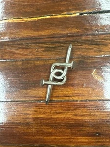 Nagel Gefängnis Spiel Metallnägel Puzzle Knobelspiel Zaubertrick Spielzeug Tricks Witz Geschenk - Bild 1 von 6