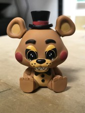 FUNKO FAZBEAR SITTING FNAF FIVE NIGHTS AT FREDDYS SERIES 1 MYSTERY MINI 1/12
