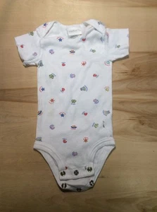 Carter's One Piece 0-3 M/11 Lbs Divertido Patrón Familiar Usado - Imagen 1 de 12