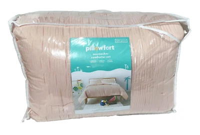 Full/Queen Seersucker Kids' Comforter Set Pink - Pillowfort + 2 Shams - Image 1 of 4