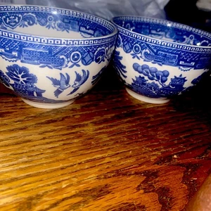 Churchill Blue Willow Tea Cups – Set of 2, 6oz, England Porcelain Birds China - Picture 1 of 4