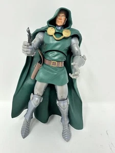 Dr Doom Actionfigur Marvel Legends Retro Fantastic Four - Bild 1 von 7