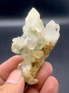 265 Carats Lustrous Chlorine Quartz Specimen. - Picture 1 of 12