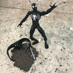 Juguete Biz Spider-Man Clásicos *DISFRAZ NEGRO SIMBIONTE con SOPORTE* Completo 2000 - Imagen 1 de 12