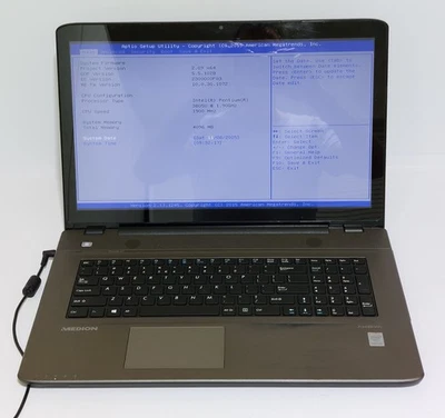 Medion Akoya E7416T 17,3 Zoll mit Pentium Prozessor und 4GB DDR3 - Bild 1 von 4