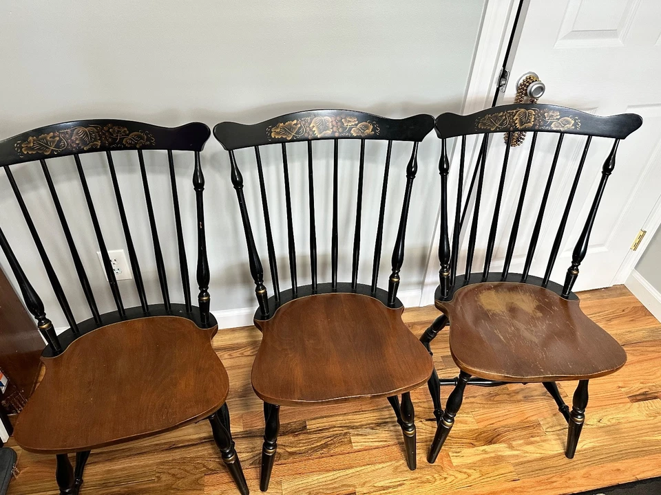 L. HITCHCOCK Dining Chair Windsor Fan Back Gold Stenciling Harvest - Rare!! - Image 1 of 4