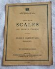 Associated Board Official Book Of Scales + Broken Chords Grade 2 Piano Vintage