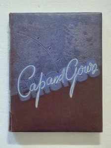 1937 University of Chicago Yearbook "CAP and GOWN" Picture editor John G. Morris - Picture 1 of 24