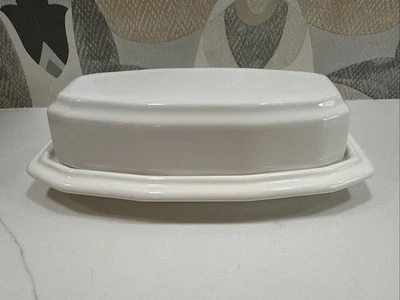 PFALTZGRAFF ~ Heritage White ~ Stoneware ~ Covered Butter Dish - Image 1 of 4