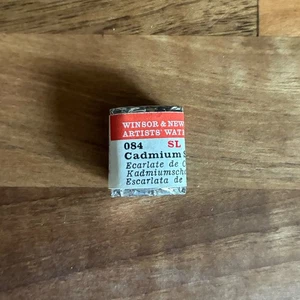 Winsor & Newton Artists’ Watercolour Paint Half Pan Cadmium Scarlet Vintage - Picture 1 of 4
