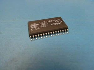 (1) CYPRESS CY62128VLL-70SC 1MEG 128Kx8 SRAM 70NS LOW POWER 32PIN SOP FLATPACK - Picture 1 of 2