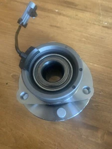 Moog 513206 Front Wheel Bearing And Hub Assembly For Chevy Cobalt 2005-2010 - Picture 1 of 4