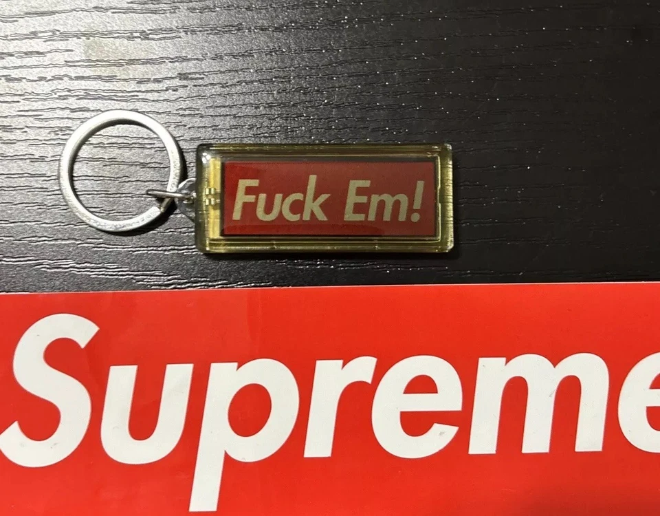 SUPREME FLASHING KEYCHAIN FW13 - F EM! KEYCHAIN 2013 LIMITED BOX LOGO KEYCHAIN - Image 1 of 4