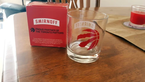 TORONTO RAPTORS  10 OZ.  SMIRNOFF GLASS *NEW IN BOX* Cover