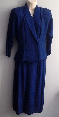 TRAJE SEÑORA JONATHAN MARTIN AZUL MARINO A CUADROS TALLA 9/10 Foto 1 de 2