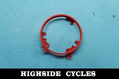 1343 08 HARLEY-DAVIDSON ROAD KING RED GAUGE CLAMP BACK MOUNT BRACKET  - Image 1 of 4