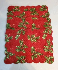 Vintage Set of 4 Rectangle Holly Quilted Reversable Christmas Placemats 19" - Picture 1 of 6