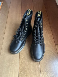 Neu ohne Karton Dr. Martens Zavala Leder-Kampfstiefel schwarz Damengröße 9 " - Bild 1 von 6