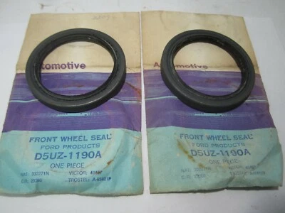 75-81 Ford E250-350 F250-350 Front Inner Wheel Seal Pair NOS D5UZ-1190-A - Image 1 of 3