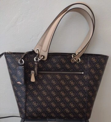 GUESS Cartera EST 1981 Bolso de Mano Bolso de Hombro Para Mujer Guess Hobo Bolso EE. UU. NUEVO SIN ETIQUETAS COMO NUEVO Foto 1 de 4