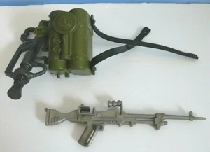 TVtg. RAMBO Battle Action FLAMETHROWER BACKPACK Complete/Works & RIFLE 1985/1986 - Picture 1 of 6